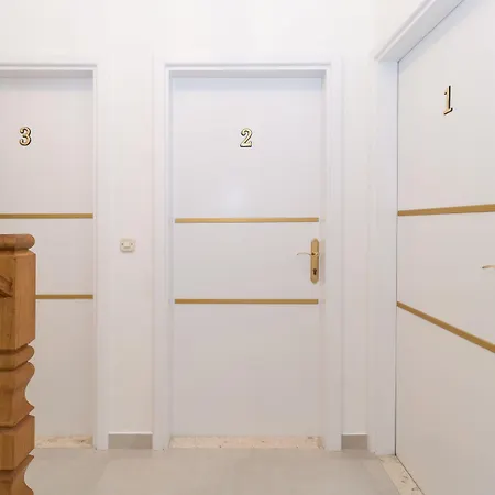 Voinic 2 Gasthof Cavtat