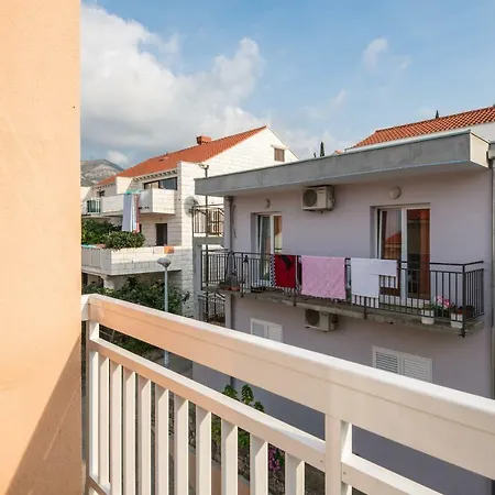 Voinic 2 Guest house
